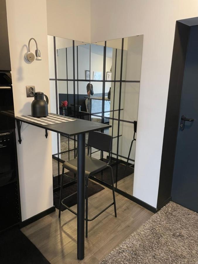 Ingress Appartement Bytom Buitenkant foto
