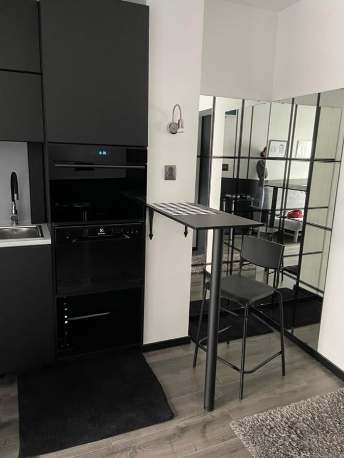 Ingress Appartement Bytom Buitenkant foto